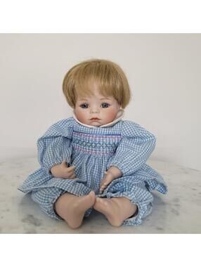 Ashton-Drake “Hannah” Porcelain Doll 13” 1992 Sculpted by Theo R. Menzenbach